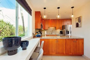 Fridge, microwave, stovetop, dishwasher - Kihei Corner Unit | Steps to Sugar Beach | Pool AC (Kihei)