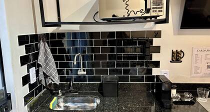 Doce Presença Studio 1 Premium for up to 2 people