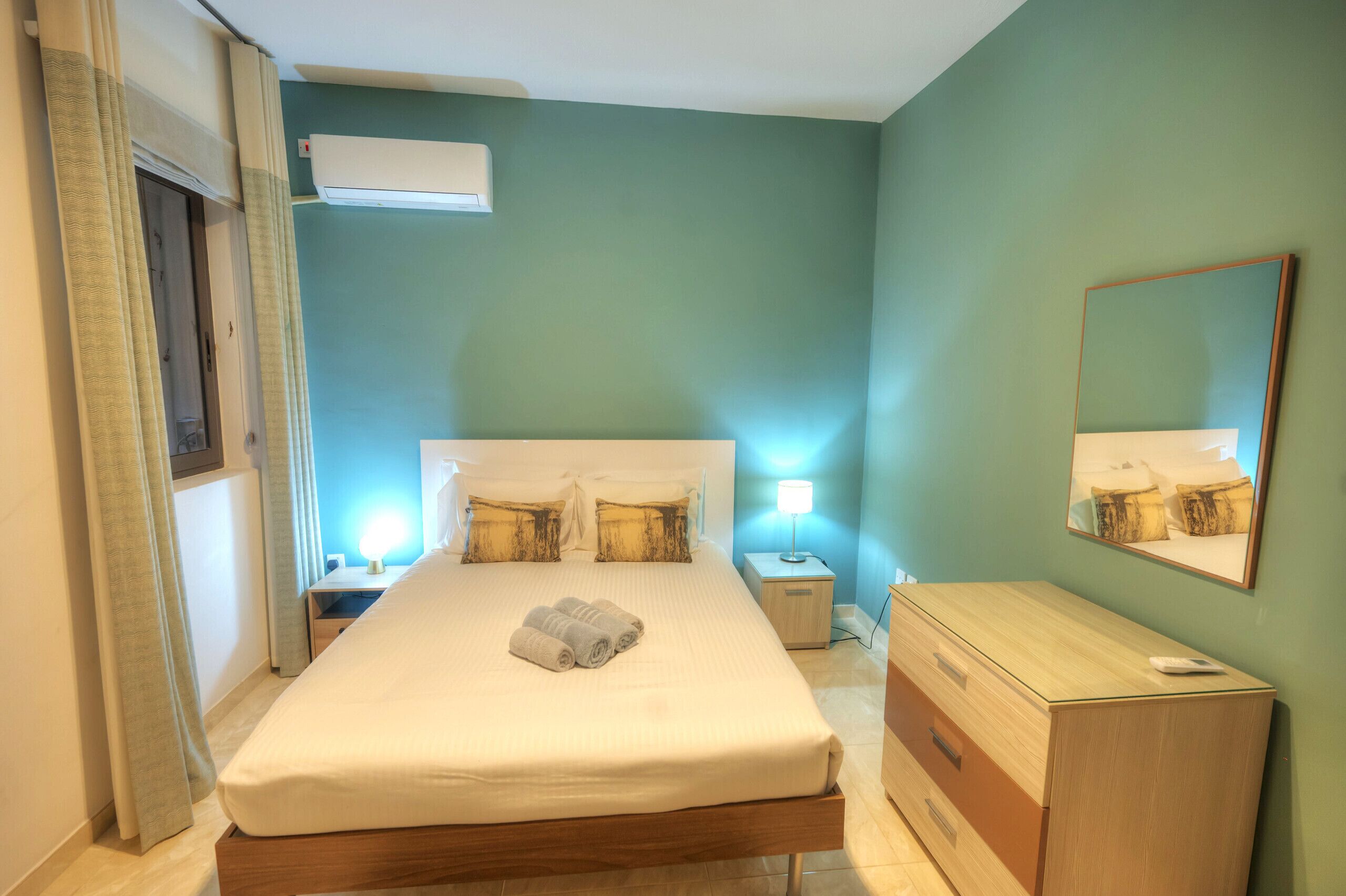 3 sovrum, strykjärn/strykbräda, gratis wi-fi och sängkläder