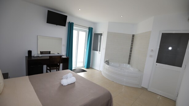 Unclassified image, 1 of 37, button - Magnolia Guesthouse St. Julian's (St. Julian's)