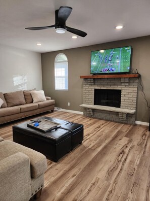 Smart TV, fireplace, video games, ping pong
