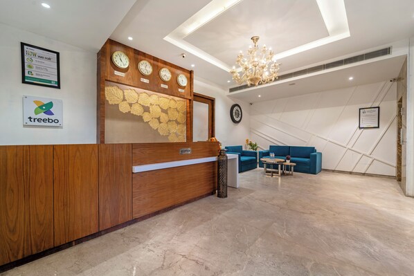 Reception - Treebo Premium The Mustard Inn, Lawrence Road (Amritsar)