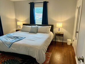 4 bedrooms, desk, iron/ironing board, free WiFi