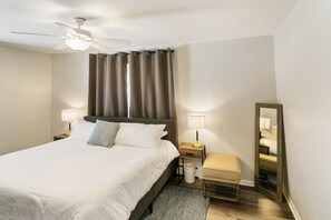 4 habitaciones, escritorio, tabla de planchar con plancha y wifi gratis 