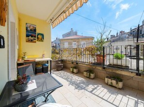 Apartment | Balkon
