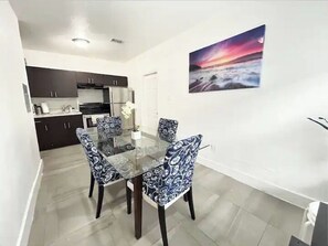 Dining - Group Stay in the Heart of Miami (Miami)