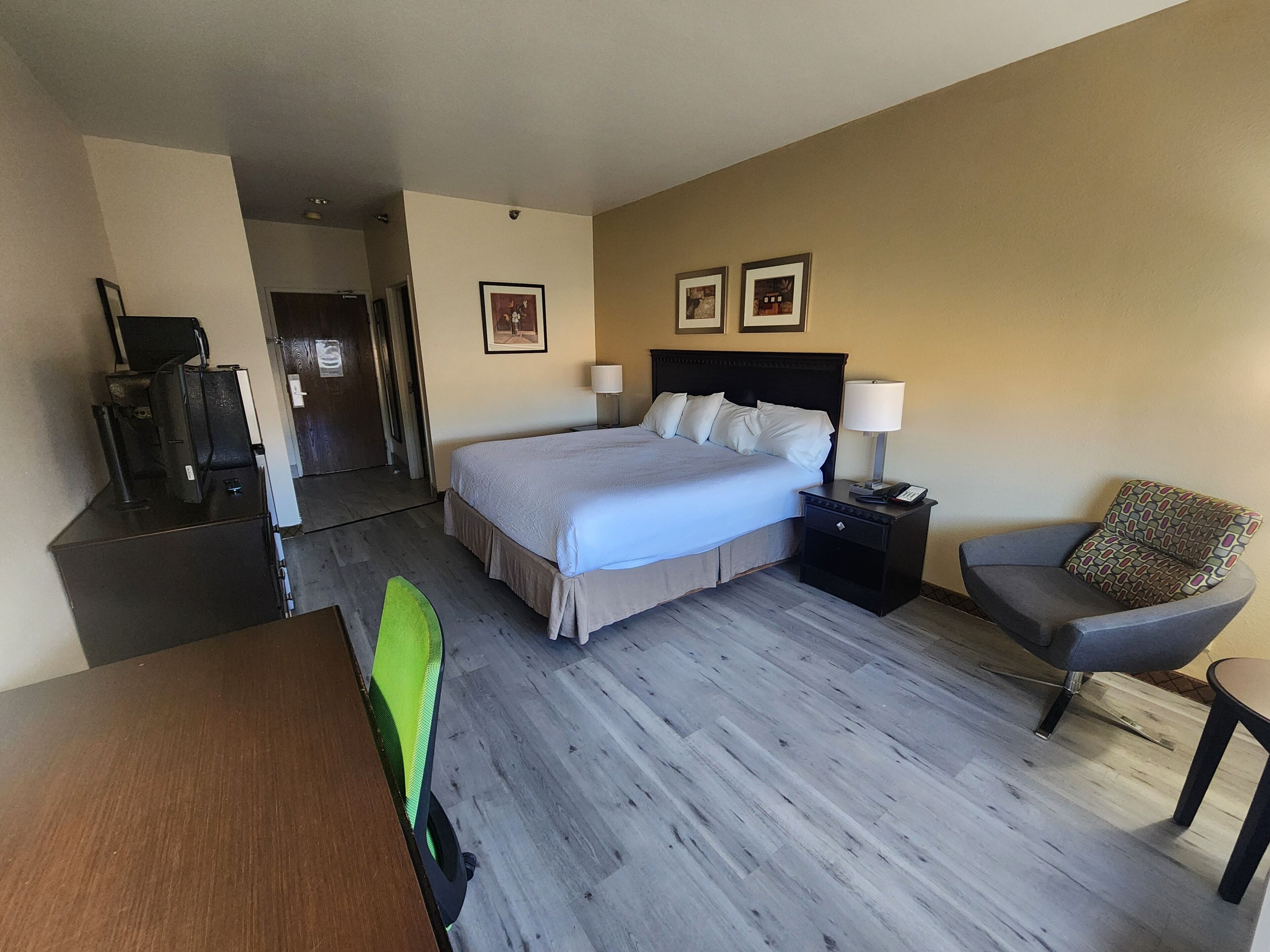 Habitación superior, 1 cama de matrimonio, no fumadores | Wifi gratis