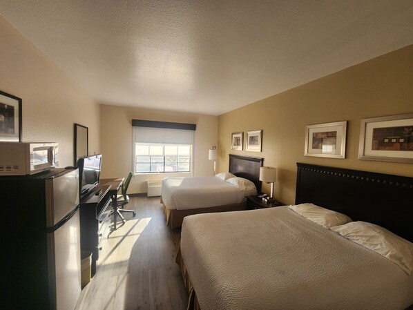 ห้องซูพีเรีย, เตียงใหญ่ 2 เตียง, ปลอดบุหรี่ | Wi-Fi ฟรี