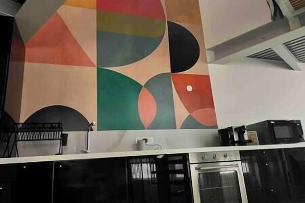 Fridge, microwave, oven, dishwasher