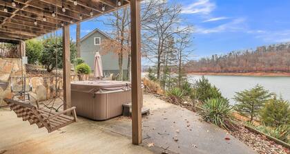 NEW! View West Lakefront Cottage