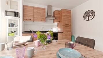 Réfrigérateur, micro-ondes, four, lave-vaisselle