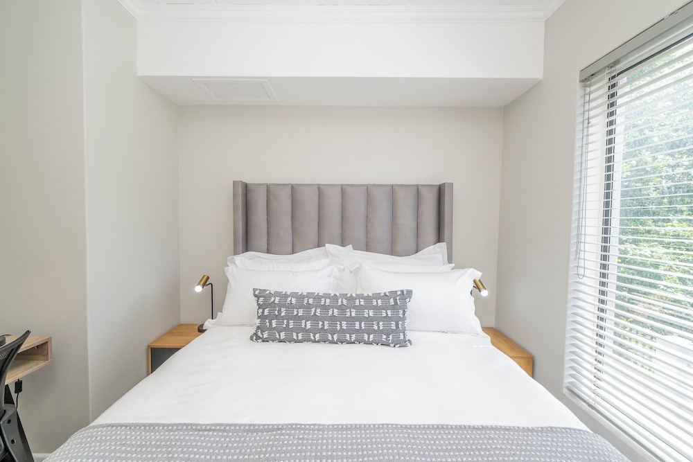 Cozy Apartment in Brackenfell, CapeTown, South Africa - Cape Town | Vrbo