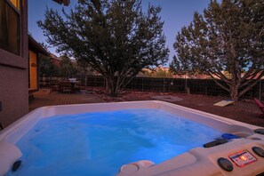 Terrace/patio - West Sedona Lux retreat, Hot Tub, and Game room. Close to downtown (Sedona)