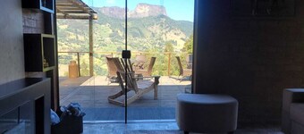 Family Holiday Home with Mountain Views.