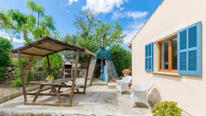 Villa | Outdoor dining - Charming Villa Near Manacor (Manacor)