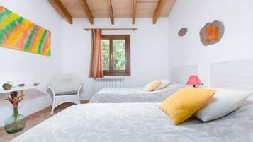 Villa | 3 slaapkamers, individueel gemeubileerd, een strijkplank/strijkijzer