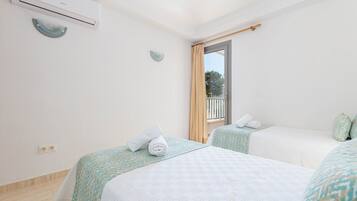 Apartment | 2 bedrooms, iron/ironing board