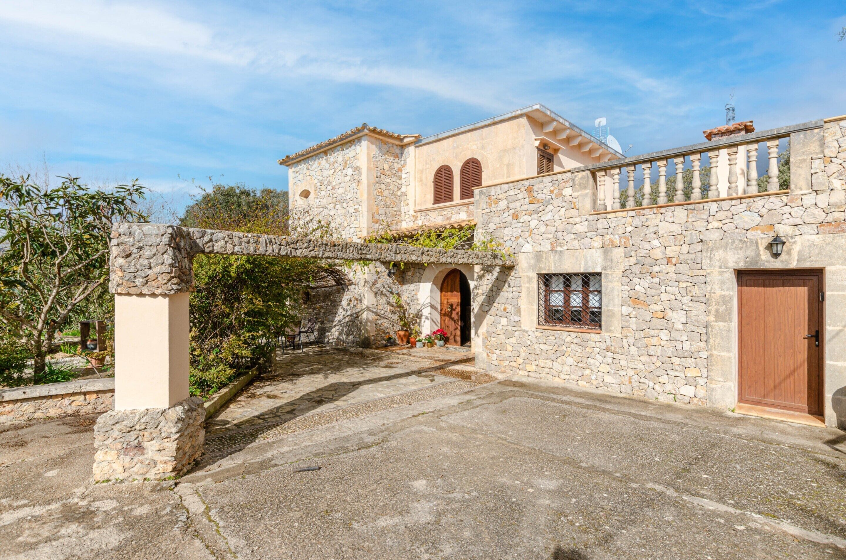 Villa | Exterior