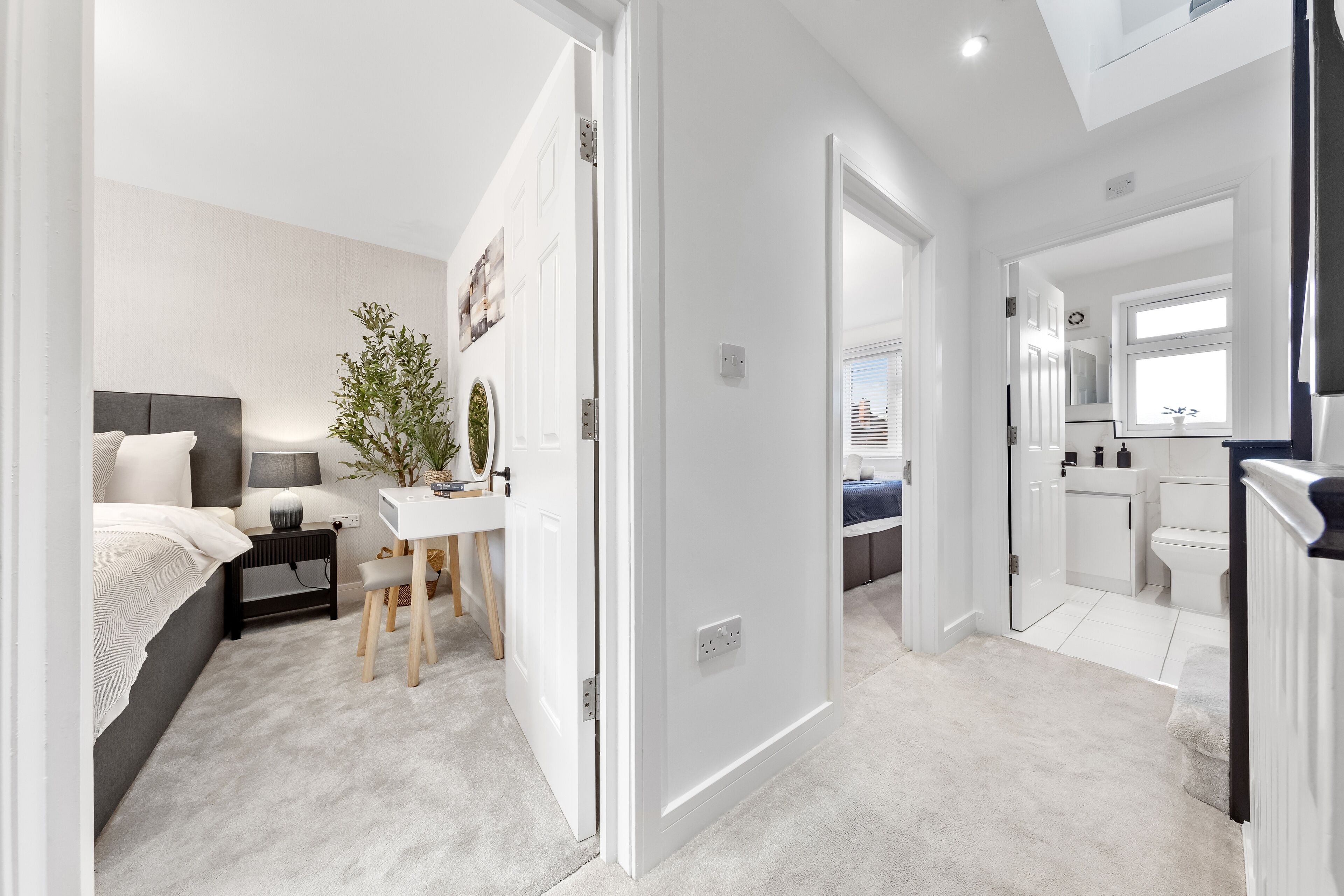 4 bedrooms, iron/ironing board, free WiFi