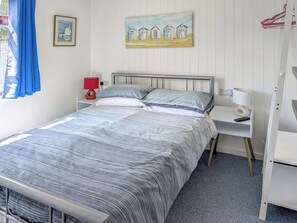 2 bedrooms, bed sheets - 2 bedroom accommodation in Kilkhampton (Kilkhampton)