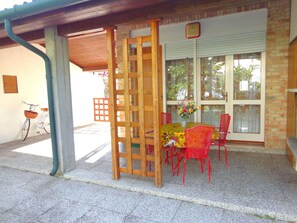 House | Balcony - Villa in Caorle Near Spiaggia Tartaruga (Caorle)