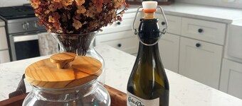 Charming Farmhouse in New Braunfels! 3BR, 2BA & Fenced Backyard for Relaxing