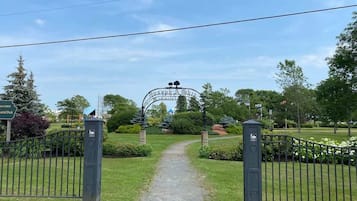 Enceinte de lâhĂ©bergement