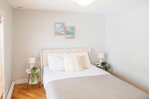 2 chambres, fer et planche à repasser, lit parapluie, Wi-Fi