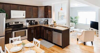 67 - Walking distance to downtown