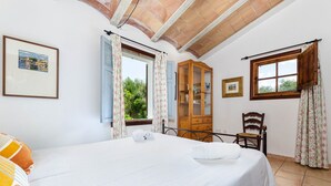 Villa | 4 Schlafzimmer, Bügeleisen/Bügelbrett, individuell eingerichtet