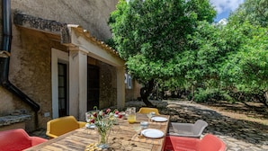 Villa | Speisen im Freien