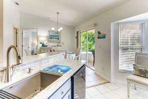 Interior - Private Yard & Screened Patio: Sunny Sebastian Gem (Sebastian)