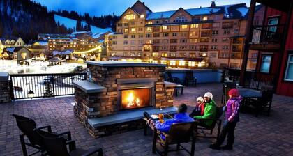 Steps to the Gondola & Village: Heated Parking, Hot Tub & Walk Everywhere