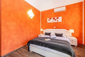3 dormitorios, tabla de planchar con plancha, wifi gratis y ropa de cama