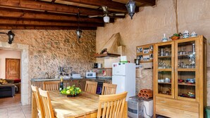 Unclassified image, 3 of 35, button - Villa in Serene Location (Inca)