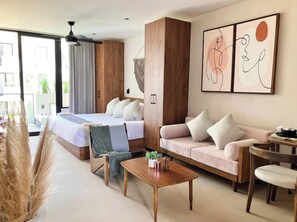 1 slaapkamer, een strijkplank/strijkijzer, wifi