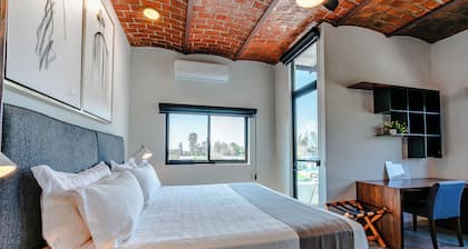 HOTEL NG