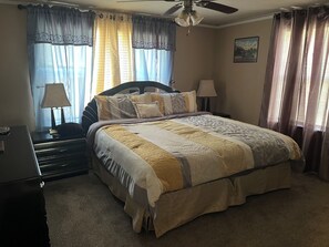 1 chambre, lit parapluie, Wi-Fi, draps fournis