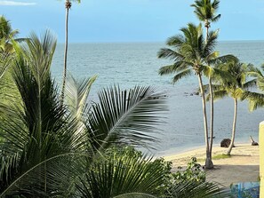 Solsenger og strandhåndklær