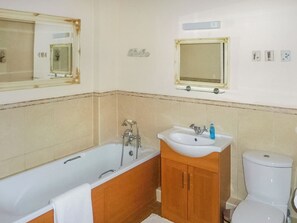 Towels - 2 bedroom accommodation in Keighley (Keighley)