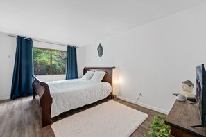 4 chambres, fer et planche à repasser, Wi-Fi, draps fournis