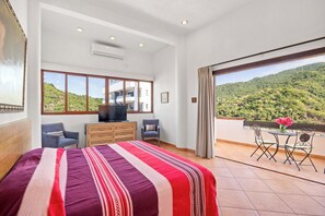 3 bedrooms, iron/ironing board, free WiFi, bed sheets - 3 bedroom house in brilliant Romantic Zone Puerto Vallarta with Pool, AC, WiFi (Puerto Vallarta)