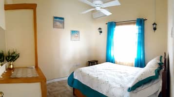 2 bedrooms, iron/ironing board, travel cot, free WiFi