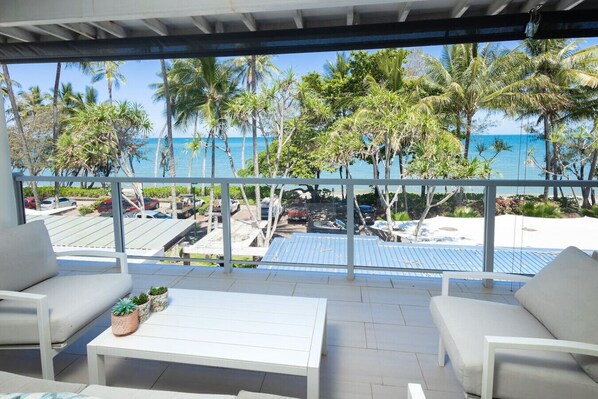 Property grounds - Sublime Palm Cove 2BR Beachfront Apt - Lagoon Pool (Palm Cove)