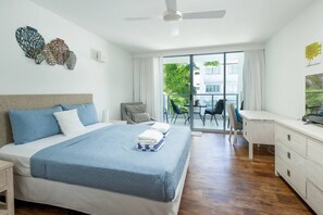 2 室のベッドルーム、アイロン / アイロン台、WiFi (無料)、ベッドシーツ