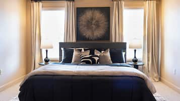 4 bedrooms, iron/ironing board, WiFi, bed sheets