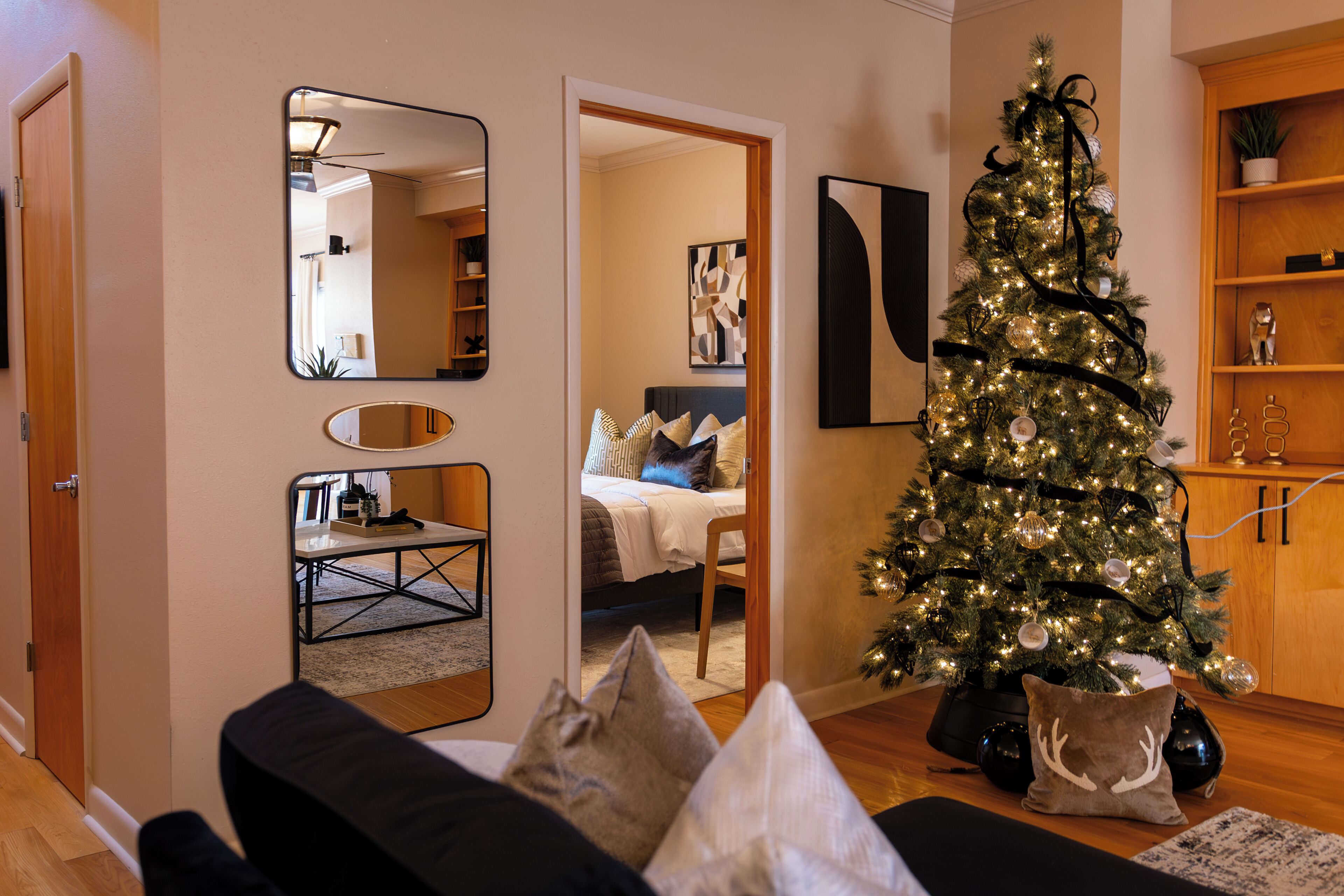 4 soverom, strykejern/-brett, wi-fi og sengetøy