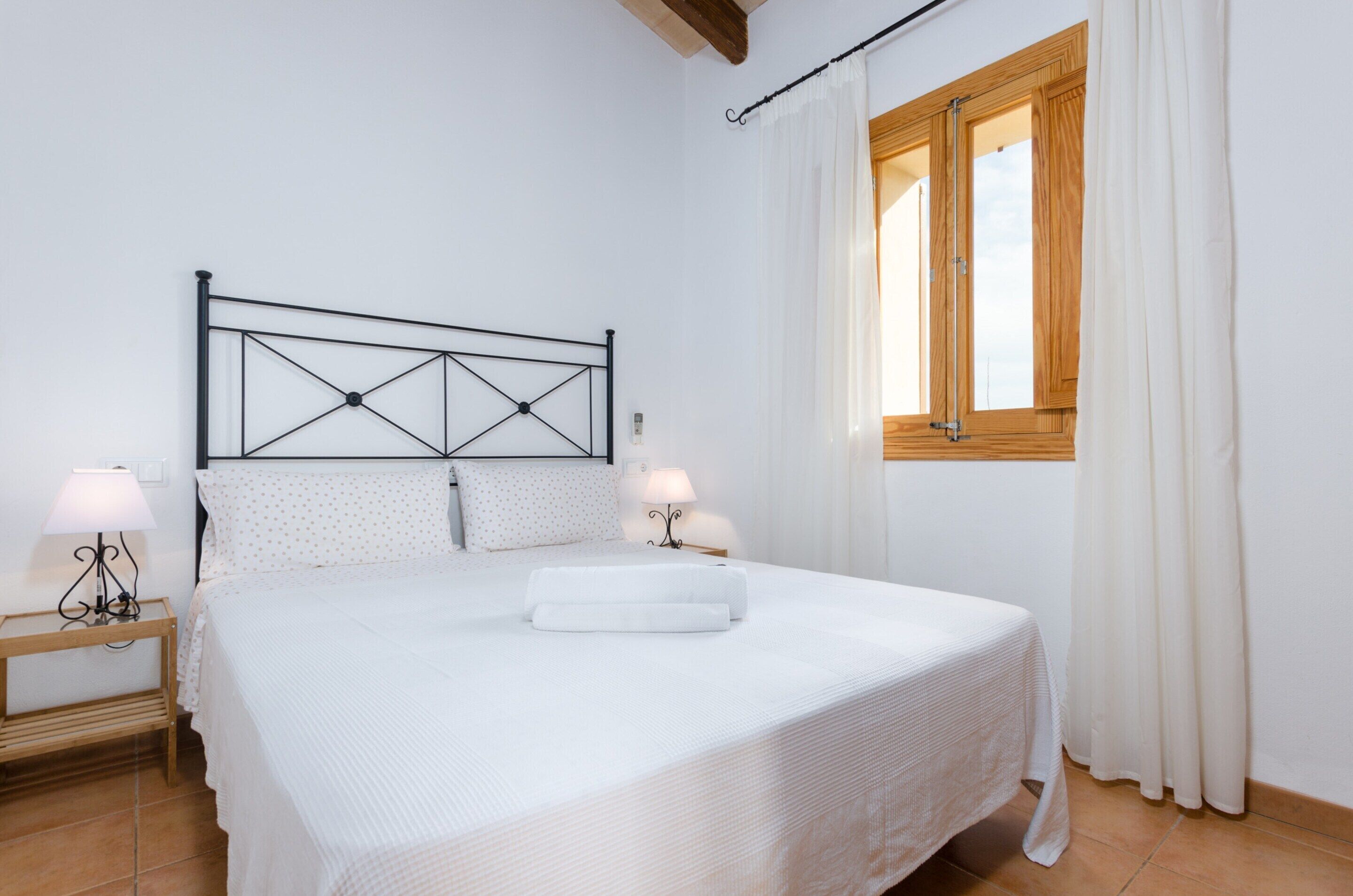 Cottage | 4 kamar tidur dan setrika/meja setrika