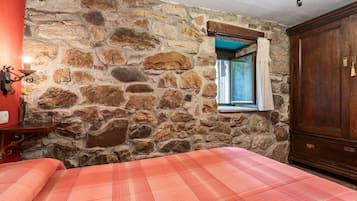 1 chambre, literie fournie