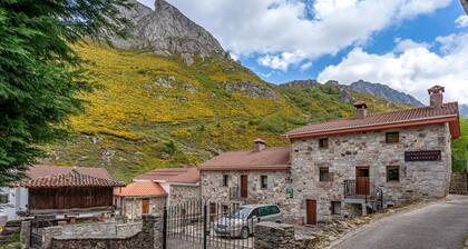 Apartment 'Lorences C' with Mountain View
